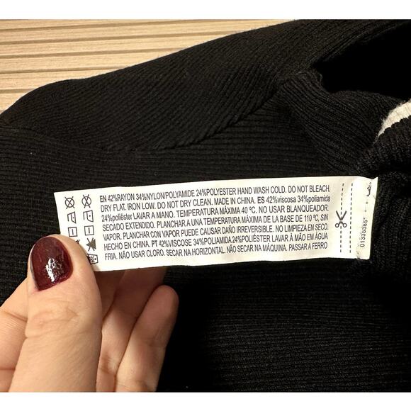 Forever 21 Women's Cropped Ribbed Knit Sweater with Contrast Trim Size L - Picture 5 of 7